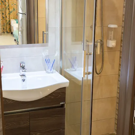 Hotel apartamentowy For Rest